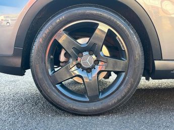 MERCEDES-BENZ GLA 2.2L 5d  AUTO  136 BHP