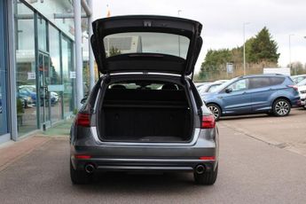 AUDI A4 AVANT 2.0 TFSI Black Edition Estate 5dr Petrol S Tronic Euro 6 (s/s) (