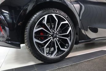 FORD FOCUS 1.5T EcoBoost ST-Line X Hatchback 5dr Petrol Auto Euro 6 (s/s) (