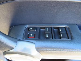 HONDA CR-V 2.0 i-VTEC ES-T SUV 5dr Petrol Auto 4WD Euro 5 (150 ps)