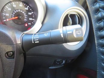 NISSAN JUKE 1.6 Tekna SUV 5dr Petrol CVT Euro 5 (117 ps)