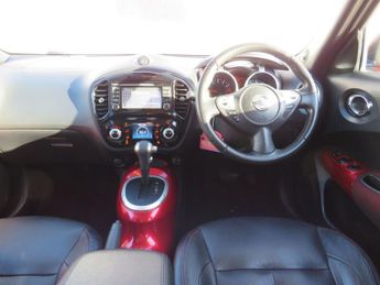 NISSAN JUKE 1.6 Tekna SUV 5dr Petrol CVT Euro 5 (117 ps)