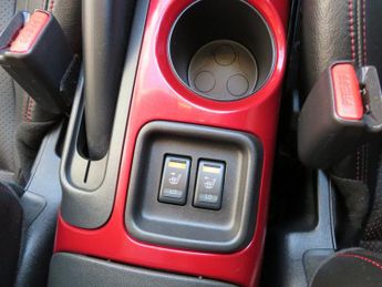 NISSAN JUKE 1.6 Tekna SUV 5dr Petrol CVT Euro 5 (117 ps)