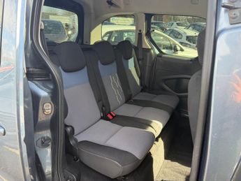 PEUGEOT PARTNER TEPEE 1.6 HDi Tepee S MPV 5dr Diesel EGC (s/s) (125 g/km, 92 bhp)