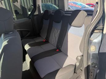 PEUGEOT PARTNER TEPEE 1.6 HDi Tepee S MPV 5dr Diesel EGC (s/s) (125 g/km, 92 bhp)