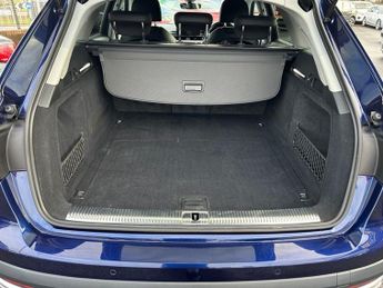 AUDI A4 ALLROAD 2.0 TDI 40 Sport Estate 5dr Diesel S Tronic quattro Euro 6 (s/s)
