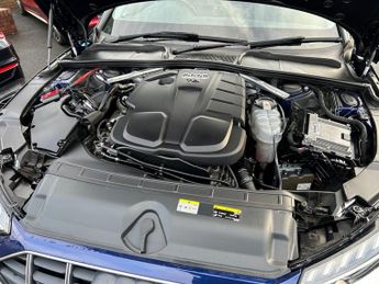 AUDI A4 ALLROAD 2.0 TDI 40 Sport Estate 5dr Diesel S Tronic quattro Euro 6 (s/s)