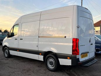 MERCEDES-BENZ SPRINTER 2.0 315 CDI Progressive Panel Van 5dr Diesel G-Tronic FWD L2 H2 