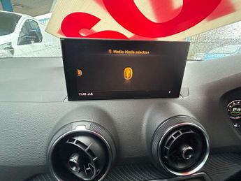 AUDI Q2 1.4 TFSI CoD S line S Tronic SUV (150 ps)