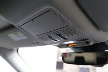 LAND ROVER DISCOVERY 2.0 SD4 HSE SUV 5dr Diesel Auto 4WD Euro 6 (s/s) (240 ps)