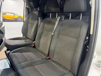 MERCEDES-BENZ EVITO 116 e 66kWh Progressive Panel Van 6dr Electric Auto FWD L2 (LWB)