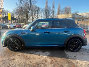 MINI HATCH 1.5 Cooper Sport Hatchback 5dr Petrol Steptronic Euro 6 (s/s) (1