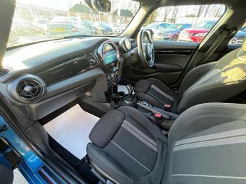 MINI HATCH 1.5 Cooper Sport Hatchback 5dr Petrol Steptronic Euro 6 (s/s) (1