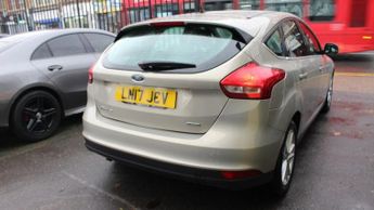 FORD FOCUS 1.0T EcoBoost Zetec Hatchback 5dr Petrol Auto Euro 6 (s/s) (125 
