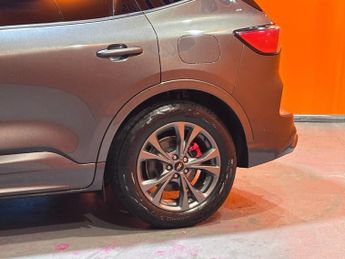 FORD KUGA 1.5 EcoBlue ST-Line First Edition SUV 5dr Diesel Auto Euro 6 (s/