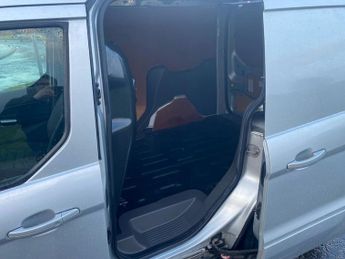 FORD TRANSIT CONNECT 1.5 200 EcoBlue Limited NO VAT VAN Auto Euro 6 (s/s) (120 ps)