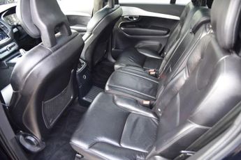 VOLVO XC90 2.0h T8 Twin Engine 9.2kWh Momentum SUV 5dr Petrol Plug-in Hybri