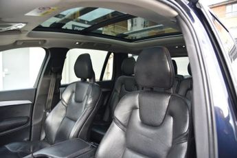 VOLVO XC90 2.0h T8 Twin Engine 9.2kWh Momentum SUV 5dr Petrol Plug-in Hybri
