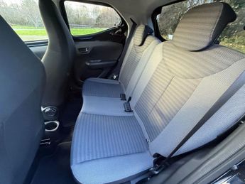 TOYOTA AYGO 1.0 VVT-i x-trend Funroof 5dr Petrol x-shift Euro 6 (71 ps)