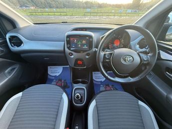 TOYOTA AYGO 1.0 VVT-i x-trend Funroof 5dr Petrol x-shift Euro 6 (71 ps)