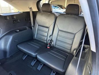 KIA SORENTO 2.2 CRDi KX-2 SUV 5dr Diesel Auto AWD Euro 6 (s/s) (197 bhp)