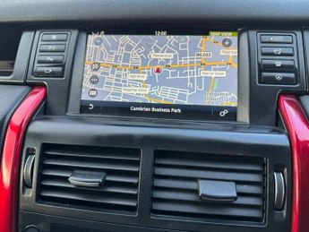 LAND ROVER DISCOVERY SPORT 2.0 TD4 HSE Dynamic Lux SUV 5dr Diesel Auto 4WD Euro 6 (s/s) (18