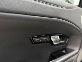 LAND ROVER RANGE ROVER EVOQUE 2.0 TD4 HSE Dynamic SUV 5dr Diesel Auto 4WD Euro 6 (s/s) (180 ps