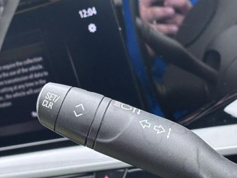 VAUXHALL MOKKA ELECTRIC 50kWh Ultimate SUV 5dr Electric Auto (136 ps)