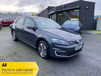 VOLKSWAGEN E-GOLF 35.8kWh e-Golf Hatchback 5dr Electric Auto (136 ps)