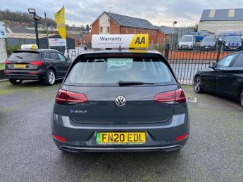 VOLKSWAGEN E-GOLF 35.8kWh e-Golf Hatchback 5dr Electric Auto (136 ps)