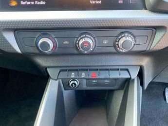 AUDI A1 1.0 TFSI 25 Sport Sportback 5dr Petrol S Tronic Euro 6 (s/s) (95