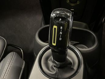 MINI Electric Hatch Cooper SE 32.6kWh Level 3 Hatchback 3dr Electric Auto (184 ps)