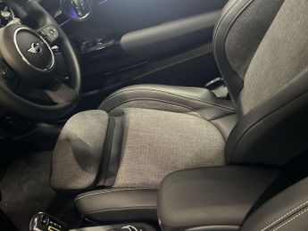 MINI Electric Hatch Cooper SE 32.6kWh Level 2 Hatchback 3dr Electric Auto (184 ps)