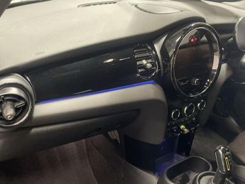 MINI Electric Hatch Cooper SE 32.6kWh Level 2 Hatchback 3dr Electric Auto (184 ps)