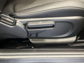 MINI Electric Hatch Cooper SE 32.6kWh Level 2 Hatchback 3dr Electric Auto (184 ps)