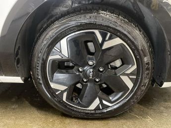 KIA NIRO 64.8kWh 3 SUV 5dr Electric Auto (201 bhp)