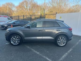 VOLKSWAGEN T-ROC 1.5 TSI GPF EVO SEL SUV 5dr Petrol DSG Euro 6 (s/s) (150 ps)