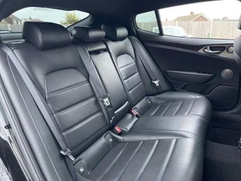 KIA STINGER 3.3 T-GDi V6 GPF  GT S Gran Turismo 5dr Petrol Auto Euro 6 (s/s)