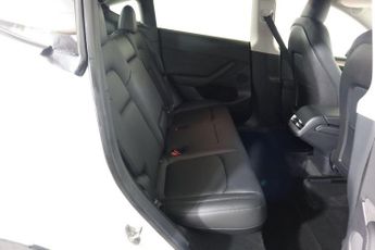 TESLA MODEL Y (Dual Motor) Long Range Auto 4WDE 5dr