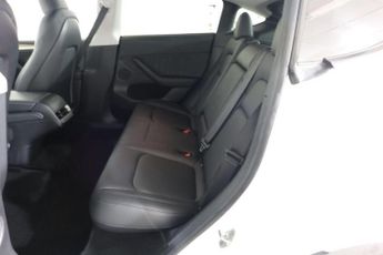 TESLA MODEL Y (Dual Motor) Long Range Auto 4WDE 5dr