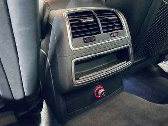 AUDI A6 SALOON 3.0 TDI V6 S line Saloon 4dr Diesel S Tronic quattro Euro 5 (s/s