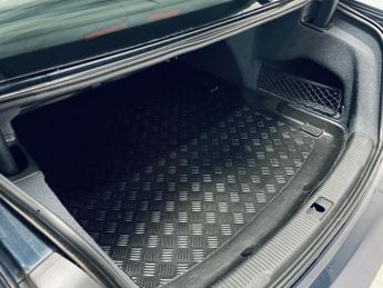 AUDI A6 SALOON 3.0 TDI V6 S line Saloon 4dr Diesel S Tronic quattro Euro 5 (s/s