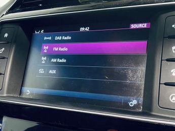 JAGUAR F-PACE 2.0 D180 R-Sport SUV 5dr Diesel Auto AWD Euro 6 (s/s) (180 ps)