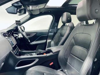 JAGUAR F-PACE 2.0 D180 R-Sport SUV 5dr Diesel Auto AWD Euro 6 (s/s) (180 ps)