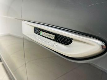 JAGUAR F-PACE 2.0 D180 R-Sport SUV 5dr Diesel Auto AWD Euro 6 (s/s) (180 ps)