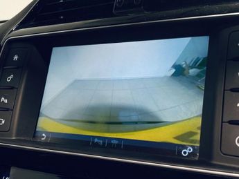 JAGUAR F-PACE 2.0 D180 R-Sport SUV 5dr Diesel Auto AWD Euro 6 (s/s) (180 ps)