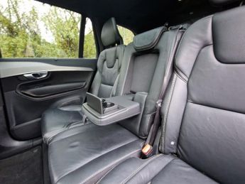 VOLVO XC90 2.0 B5 MHEV Plus SUV 5dr Diesel Hybrid Auto 4WD Euro 6 (s/s) (23