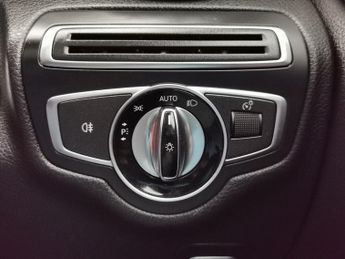 MERCEDES-BENZ C-CLASS 2.1 C220d AMG Line (Premium Plus) Coupe 2dr Diesel G-Tronic+ Eur