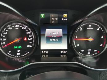 MERCEDES-BENZ C-CLASS 2.1 C220d AMG Line (Premium Plus) Coupe 2dr Diesel G-Tronic+ Eur