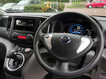 NISSAN e-NV200 40kWh Visia Panel Van 5dr Electric Auto SWB (109 ps)